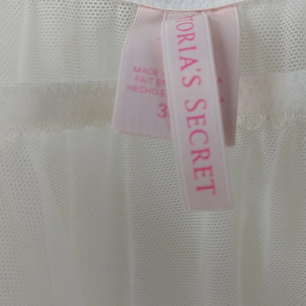 Victoria's Secret Off White Babydoll Lingerie Size: 36B - Picture 5 of 10